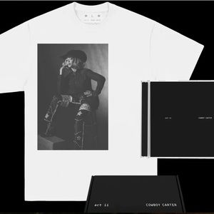 NWT Beyonce COWBOY CARTER LIMITED EDITION COVER CD BOXSET Black (READY TO SHIP!)